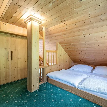 Hubner - By Mynests Vakantiehuis Grobming